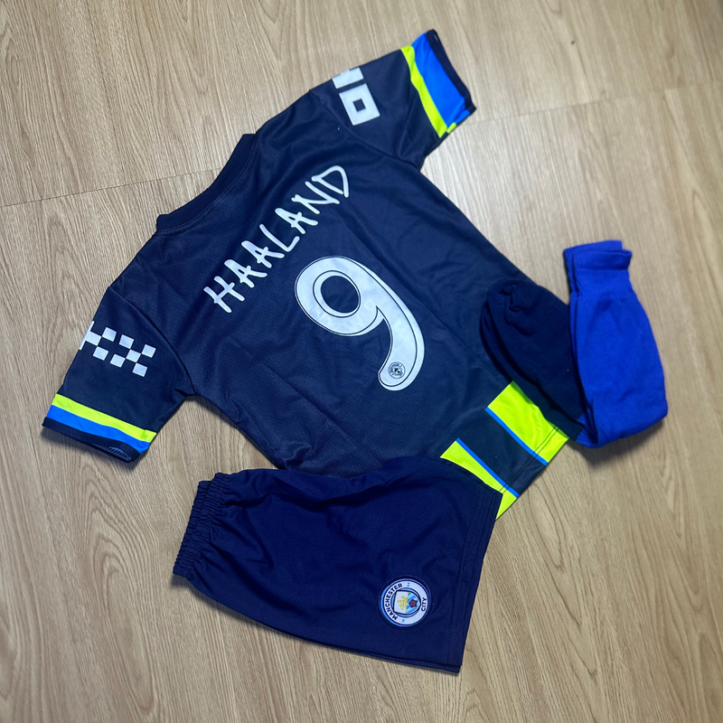 CONJUNTO INFANTIL MANCHESTER CITY COM MEIÃO HAALAND