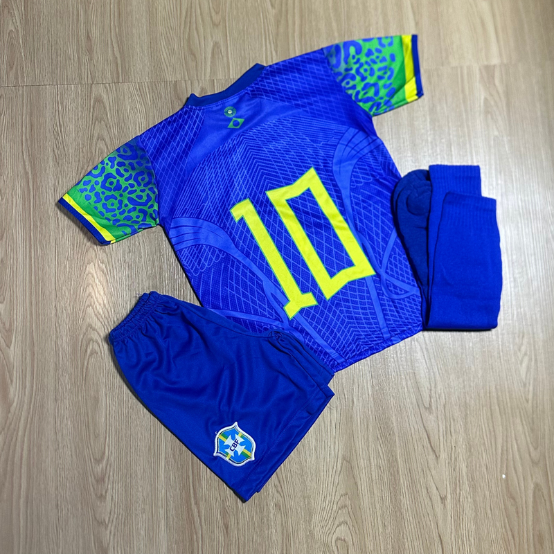CONJUNTO INFANTIL BRASIL COM MEIÃO