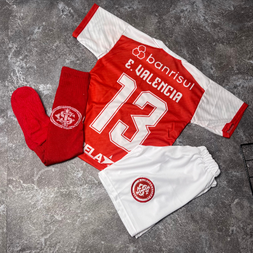 CONJUNTO INFANTIL INTERNACIONAL COM MEIÃO